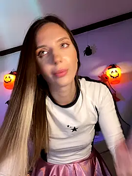 Snapshot of LINA_ALL_EYES_ON_YOU chatting on October 25, 2025, 5:46 pm LINA ALL EYES ON YOU online show from October 25, 2025, 5:46 pm