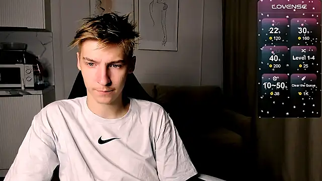 Snapshot of MrSexyCum4U chatting on October 31, 2025, 5:04 am MrSexyCum4U online show from October 31, 2025, 5:04 am