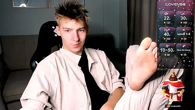 Snapshot of MrSexyCum4U chatting on October 25, 2025, 6:23 am MrSexyCum4U online show from October 25, 2025, 6:23 am