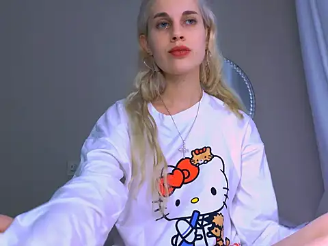 Snapshot of carmen_crybaby chatting on September 10, 2025, 10:20 pm carmen crybaby online show from September 10, 2025, 10:20 pm