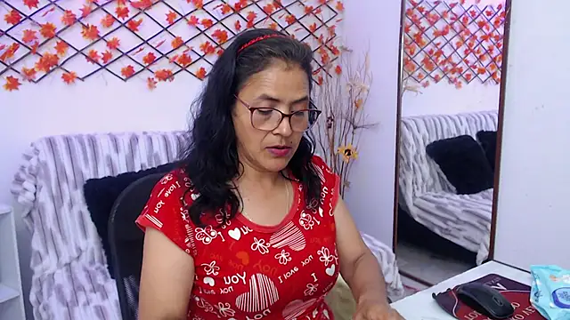 AmandaPeet online show from December 1, 2025, 9:15 pm