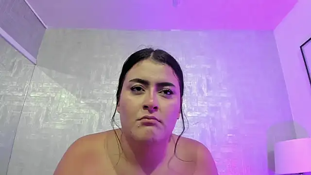 Snapshot of VioletaMaddox chatting on September 24, 2025, 8:43 am VioletaMaddox online show from September 24, 2025, 8:43 am