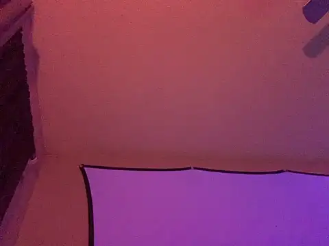 Snapshot of Triggerhappycj100 chatting on October 4, 2025, 4:14 am Triggerhappycj100 online show from October 4, 2025, 4:14 am