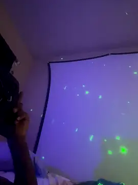 Snapshot of Triggerhappycj100 chatting on October 17, 2025, 7:22 am Triggerhappycj100 online show from October 17, 2025, 7:22 am