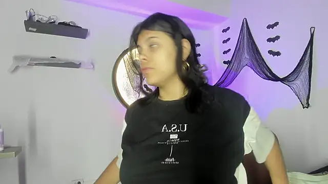 Aleja-02 online show from October 28, 2025, 8:30 pm