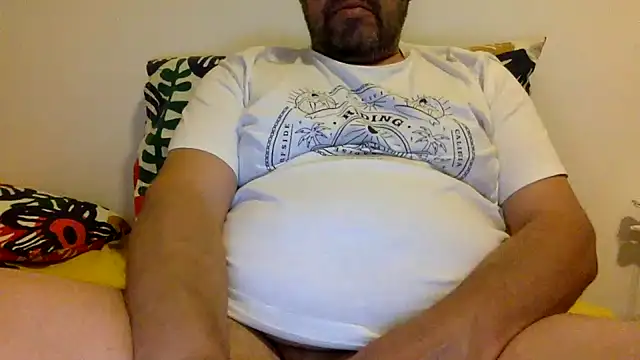 Snapshot of steve669_hot chatting on October 9, 2025, 5:02 pm steve669 hot online show from October 9, 2025, 5:02 pm