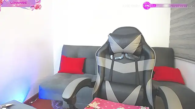 Snapshot of Am_Amy11 chatting on October 13, 2025, 7:26 pm Am Amy11 online show from October 13, 2025, 7:26 pm