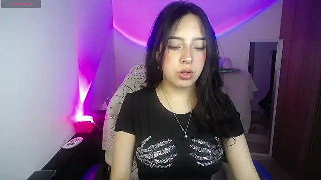 immisssilver online show from October 16, 2025, 3:37 am