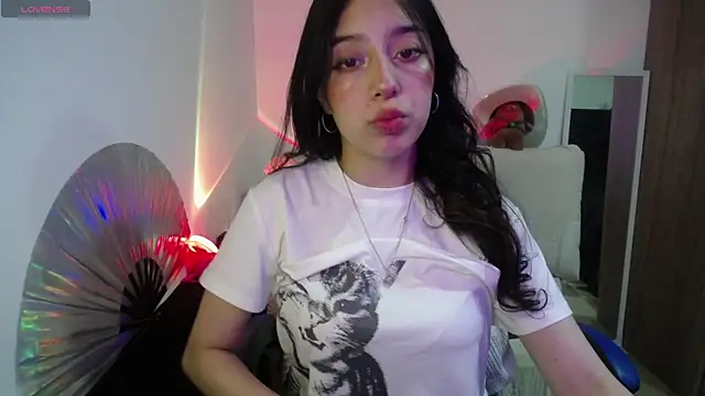 immisssilver online show from October 8, 2025, 2:02 am