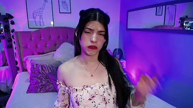 Snapshot of Astrid_Velle chatting on October 13, 2025, 4:25 am Astrid Velle online show from October 13, 2025, 4:25 am