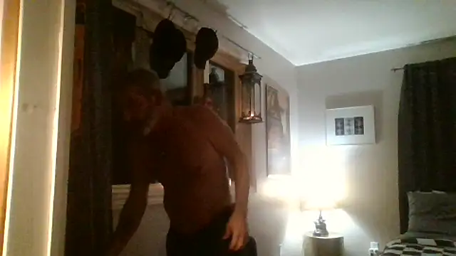 Snapshot of FoxnMouse chatting on September 15, 2025, 3:29 am FoxnMouse online show from September 15, 2025, 3:29 am