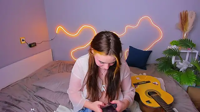 kitty rinnaa online show from October 7, 2025, 1:28 am