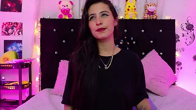 queen smiley online show from January 11, 2026, 3:57 am