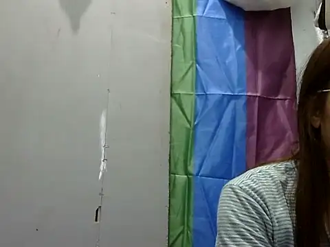 juicycum069 online show from March 12, 2026, 6:50 am