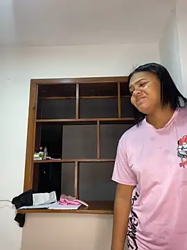 Snapshot of nudesketch1 chatting on October 23, 2025, 2:32 am nudesketch1 online show from October 23, 2025, 2:32 am