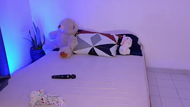 Snapshot of nudesketch1 chatting on September 25, 2025, 5:19 pm nudesketch1 online show from September 25, 2025, 5:19 pm