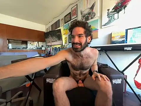 Snapshot of Pupscritch chatting on October 16, 2025, 6:27 pm Pupscritch online show from October 16, 2025, 6:27 pm