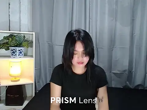 Urasian ladybug online show from October 1, 2025, 5:12 am