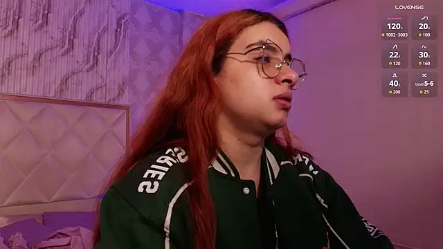 Naomy tay1 online show from November 28, 2025, 3:07 am