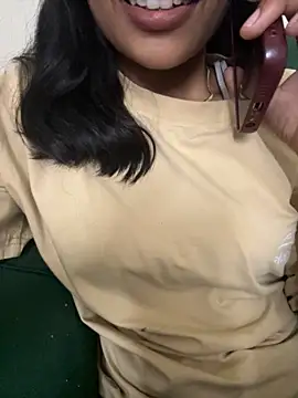 Snapshot of modelnishu chatting on October 4, 2025, 6:09 pm modelnishu online show from October 4, 2025, 6:09 pm