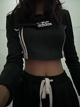 modelnishu online show from November 22, 2025, 1:59 am