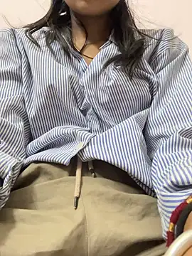 Snapshot of modelnishu chatting on October 14, 2025, 5:57 pm modelnishu online show from October 14, 2025, 5:57 pm