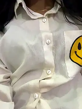 Snapshot of modelnishu chatting on October 27, 2025, 3:46 pm modelnishu online show from October 27, 2025, 3:46 pm