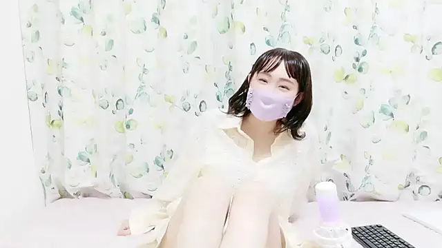 Snapshot of RenaFcup chatting on September 17, 2025, 11:29 pm RenaFcup online show from September 17, 2025, 11:29 pm