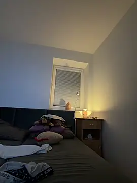 jarda94cz online show from April 16, 2026, 12:11 am