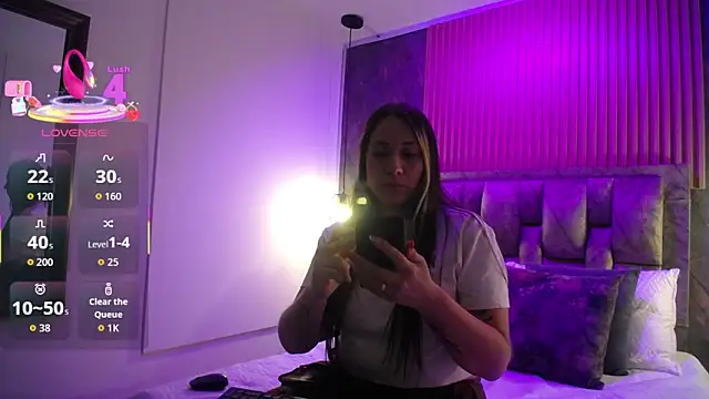 luna killari online show from September 15, 2025, 11:32 am