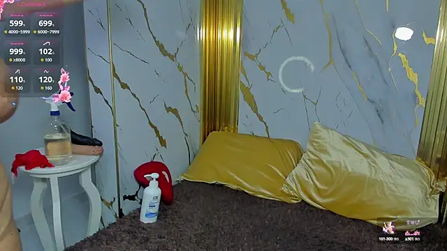 megann  up online show from October 6, 2025, 8:37 am