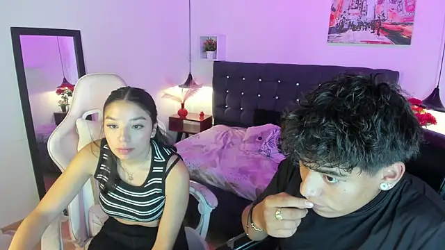 Snapshot of Yiing_and_yang chatting on September 30, 2025, 7:53 pm Yiing and yang online show from September 30, 2025, 7:53 pm