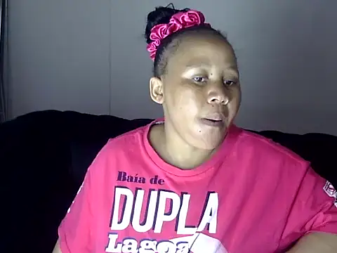 Snapshot of Yellowriider chatting on October 24, 2025, 2:38 pm Yellowriider online show from October 24, 2025, 2:38 pm