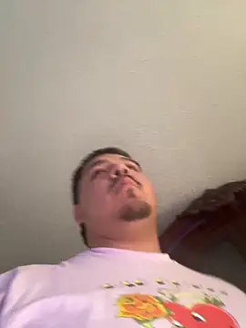 Snapshot of uli2bad chatting on September 9, 2025, 4:05 pm uli2bad online show from September 9, 2025, 4:05 pm