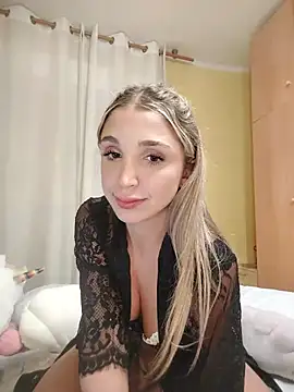 Snapshot of mikateen chatting on September 18, 2025, 8:45 pm mikateen online show from September 18, 2025, 8:45 pm