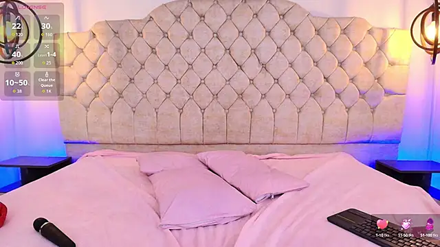 Snapshot of KhloeJohnson chatting on October 13, 2025, 9:00 am KhloeJohnson online show from October 13, 2025, 9:00 am