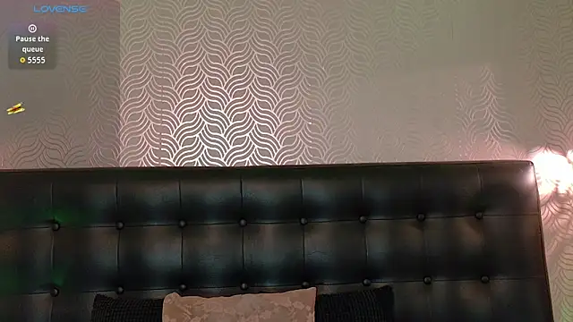 Snapshot of Sharonevanss_ chatting on September 30, 2025, 8:26 pm Sharonevanss online show from September 30, 2025, 8:26 pm