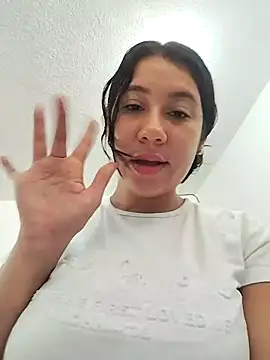 RubyCortez online show from September 11, 2025, 2:28 pm