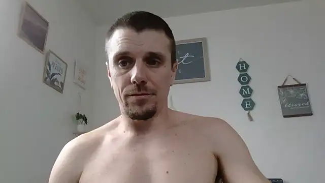 alwayshorny90 online show from September 29, 2025, 3:28 pm