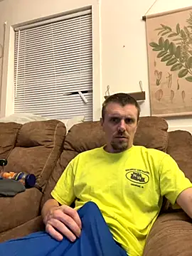 alwayshorny90 online show from October 8, 2025, 4:03 am