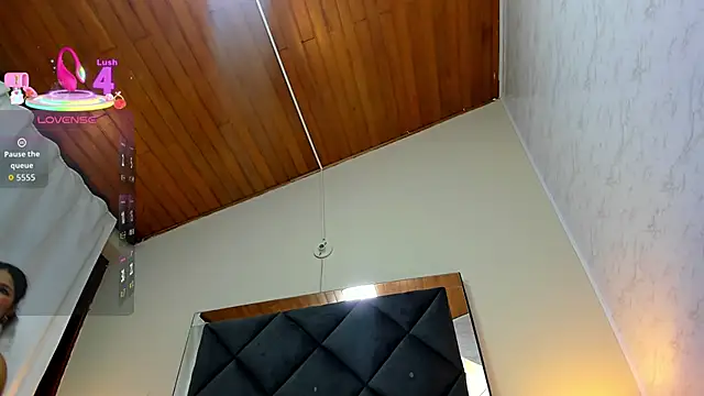 Snapshot of kittyy_babee chatting on October 1, 2025, 11:03 am kittyy babee online show from October 1, 2025, 11:03 am