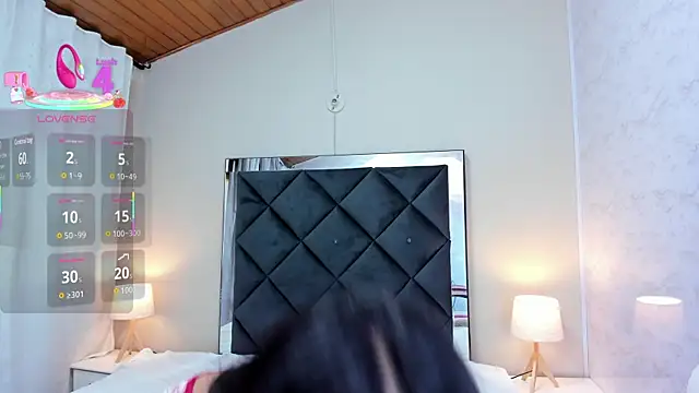 Snapshot of kittyy_babee chatting on October 27, 2025, 11:22 am kittyy babee online show from October 27, 2025, 11:22 am