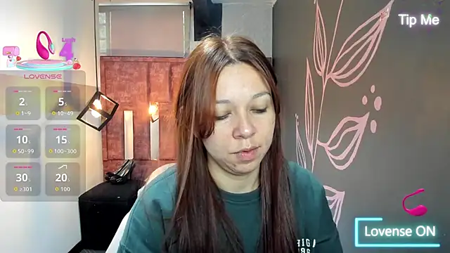 Isa Thompson   online show from September 18, 2025, 12:08 pm