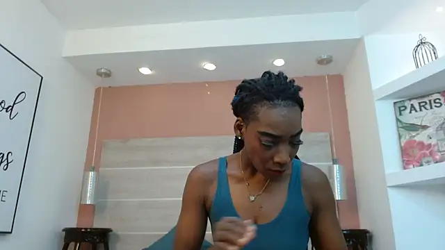 Snapshot of AlexandraCambell chatting on April 29, 2026, 7:42 pm AlexandraCambell online show from April 29, 2026, 7:42 pm