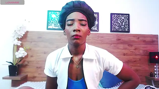 AlexandraCambell online show from February 5, 2026, 8:59 pm