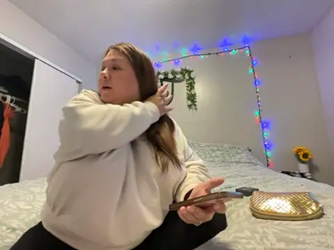 Snapshot of JizzyJazzunleashed chatting on October 5, 2025, 5:03 pm JizzyJazzunleashed online show from October 5, 2025, 5:03 pm