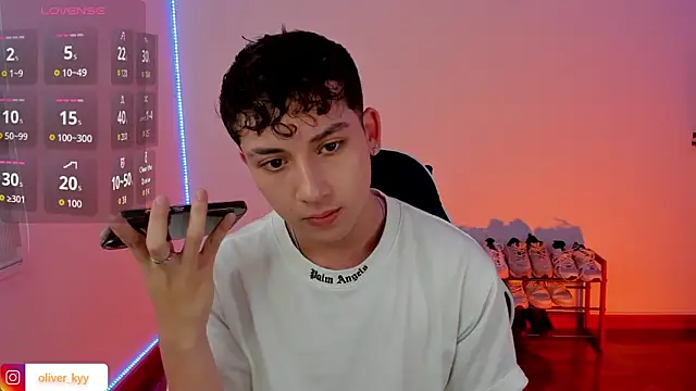 Snapshot of Casper___kyy chatting on September 21, 2025, 3:17 pm Casper kyy online show from September 21, 2025, 3:17 pm