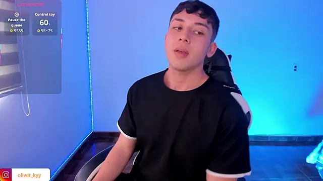 Snapshot of Casper___kyy chatting on March 3, 2026, 9:00 pm Casper kyy online show from March 3, 2026, 9:00 pm