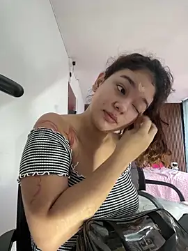 lana rousse01 online show from February 24, 2026, 1:23 pm