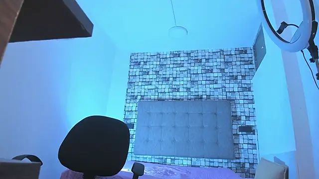 Snapshot of felix__star chatting on September 20, 2025, 7:41 pm felix  star online show from September 20, 2025, 7:41 pm